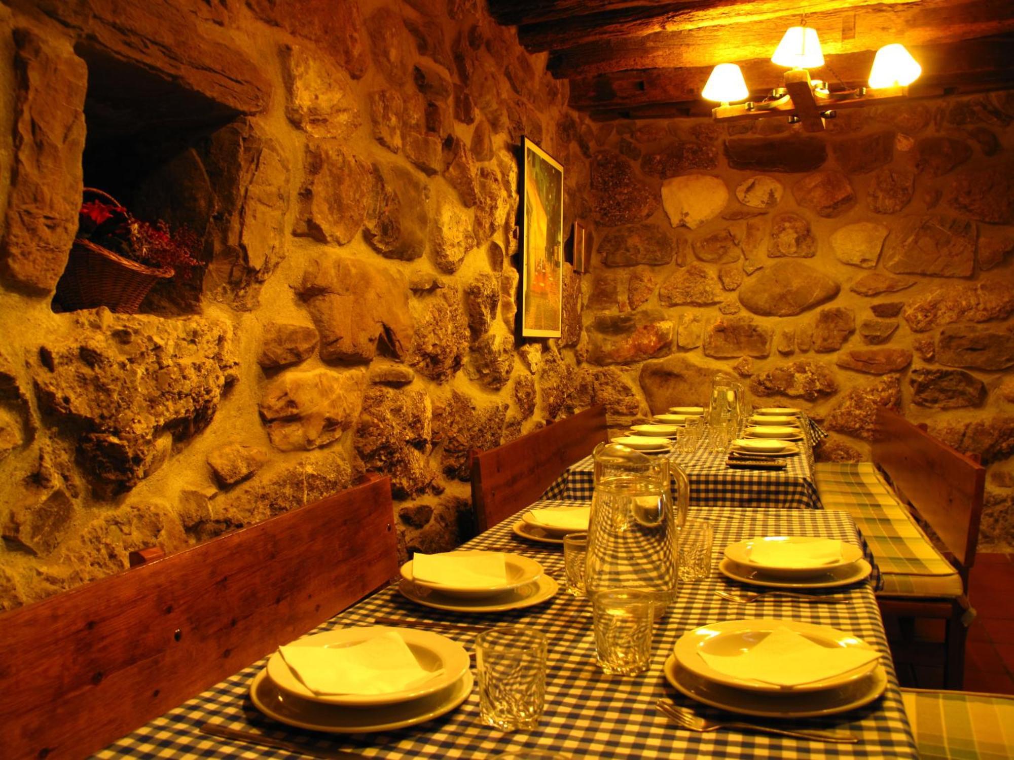 Albergue Turistico Valdebaro Camaleno Ngoại thất bức ảnh